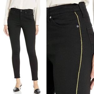 NWT Seven7 limited edition high rise stretch skinny Jean Size 4 black gold